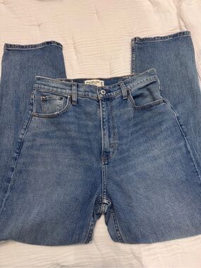 Abercrombie & Fitch Women’s Light Blue Straight Jeans 8 LONG